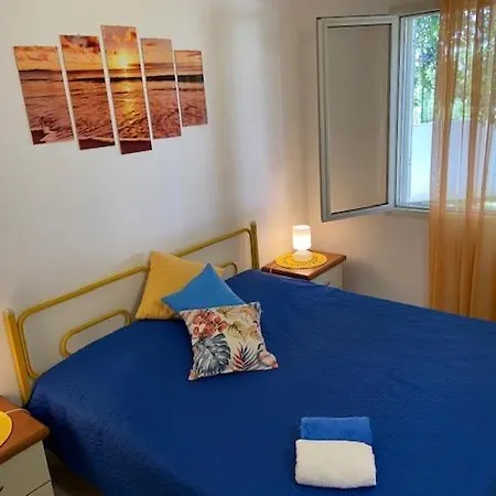 Serf A 100 M Dalla Villa Arbatax